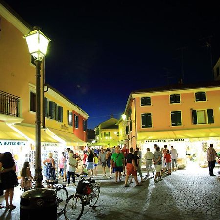 Stella D'Oro Lägenhet Caorle Exteriör bild
