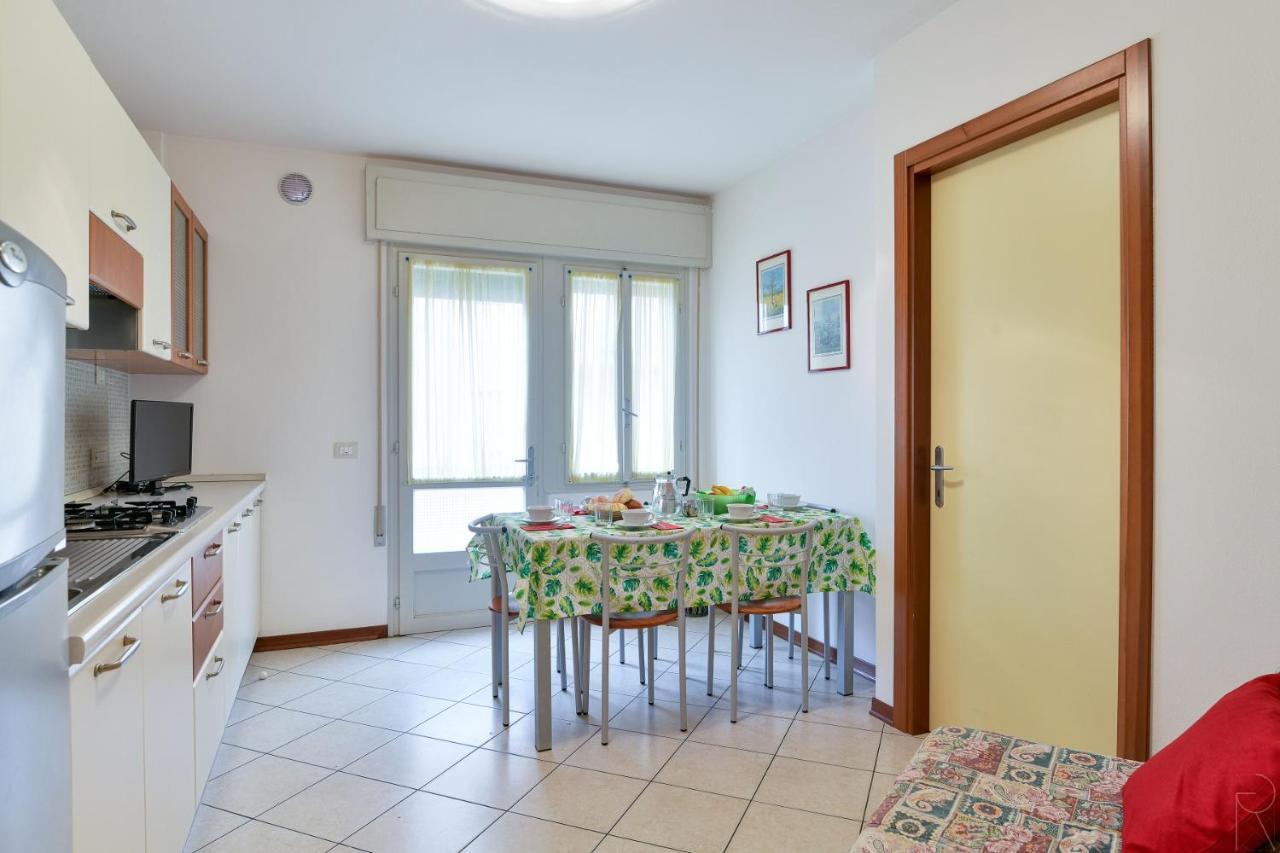Stella D'Oro Lägenhet Caorle Exteriör bild